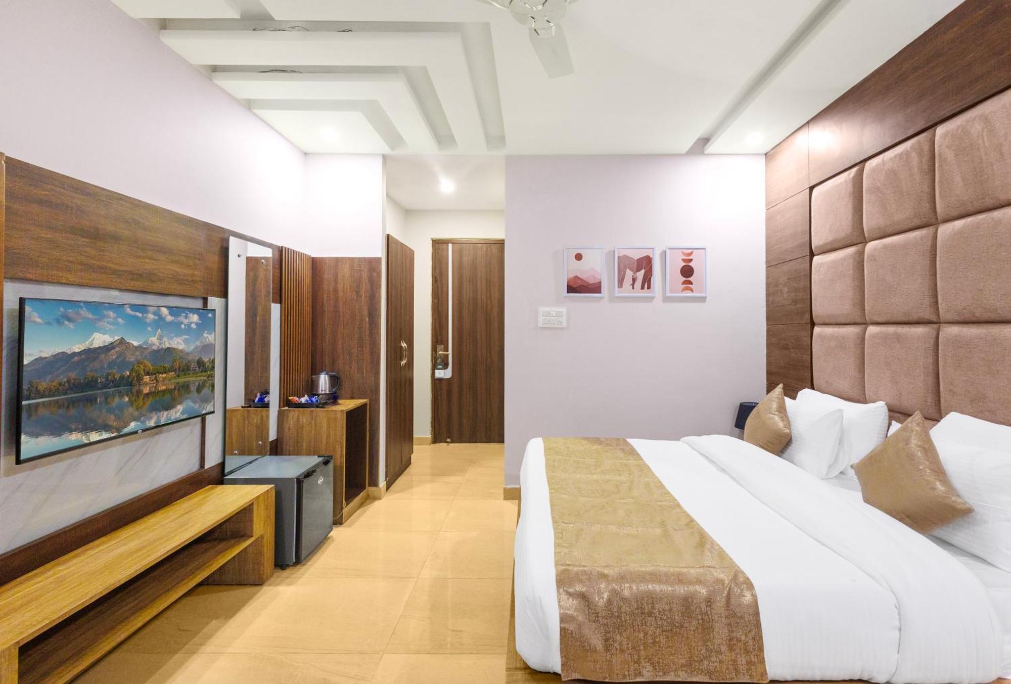 Stone Wood Hotel, Rishīkesh Eksteriør billede