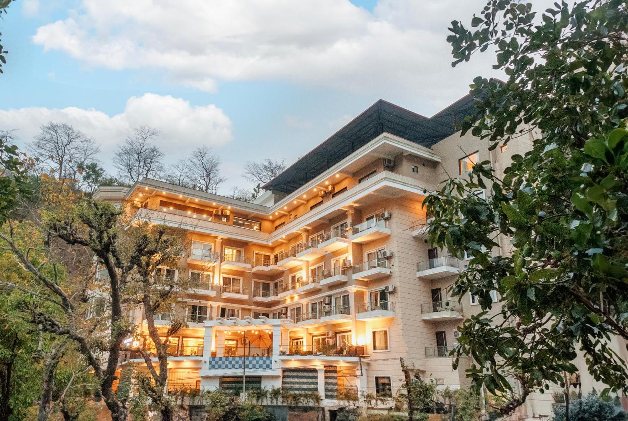 Stone Wood Hotel, Rishīkesh Eksteriør billede